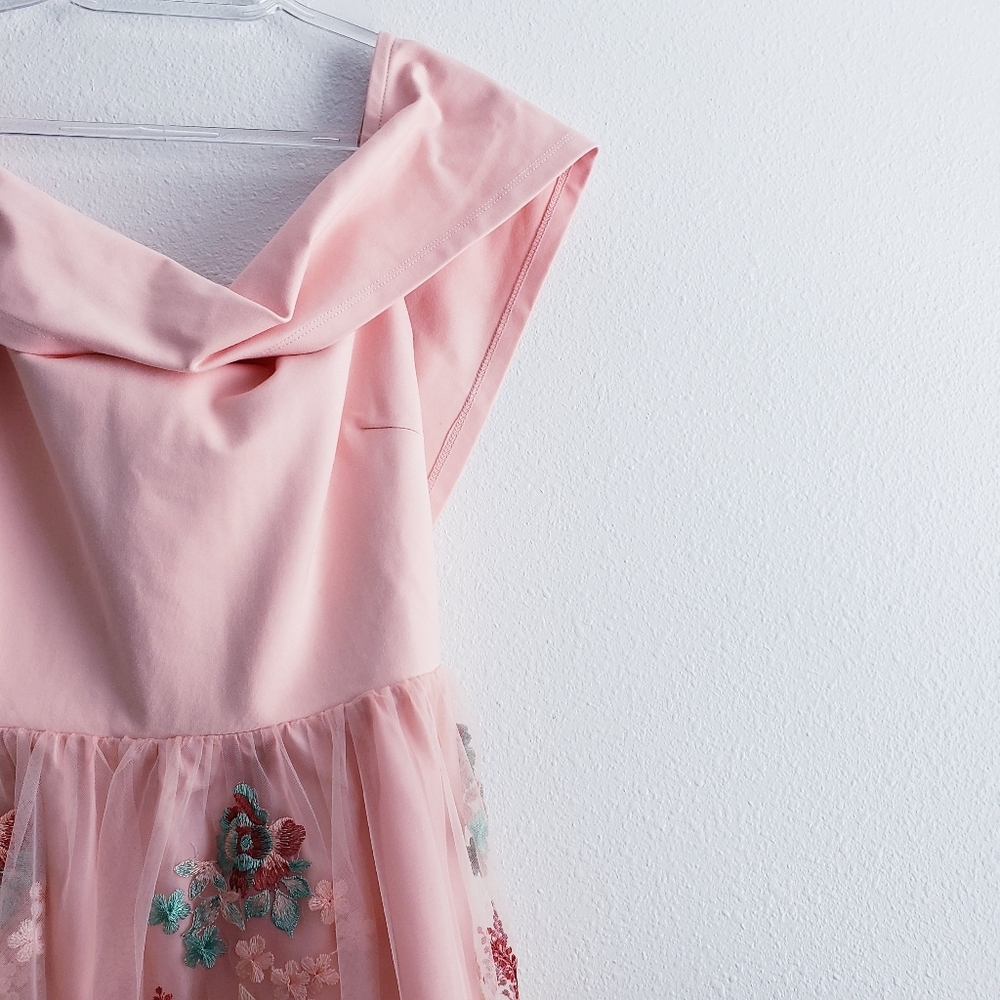 Gianni Bini Off The Shoulder Floral Midi Dress - Picture 4 of 11